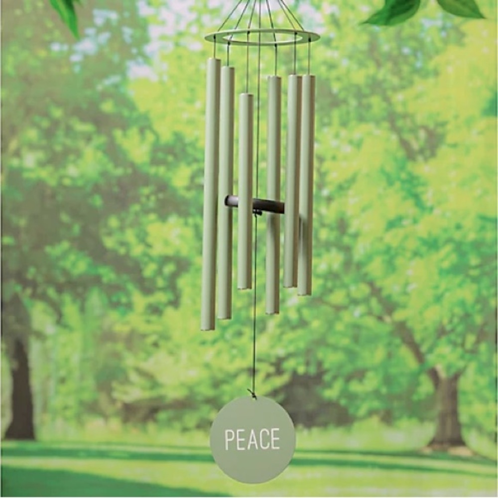NIB Evergreen Avria hand-tuned wind chimes (36”)
